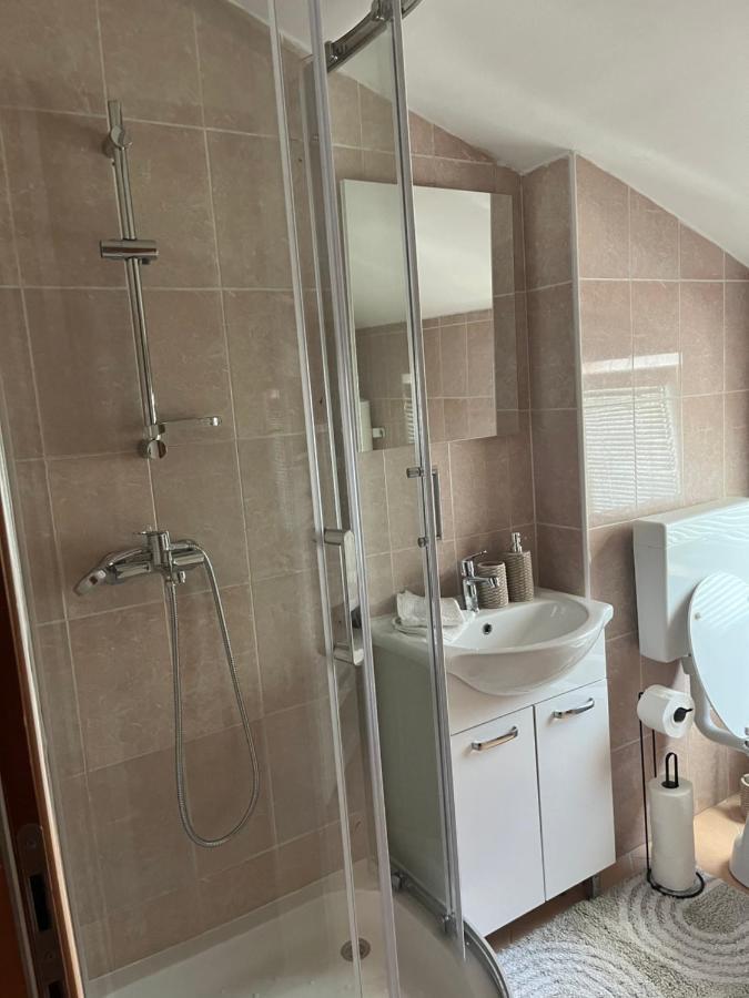 Guesthouse Villa Jurisic Novalja Kültér fotó