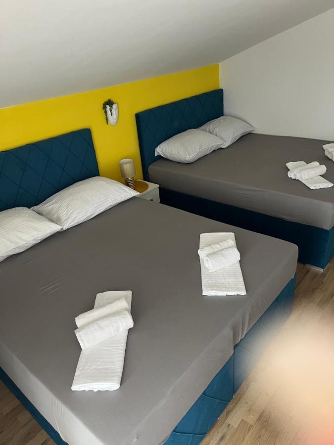 Guesthouse Villa Jurisic Novalja Kültér fotó