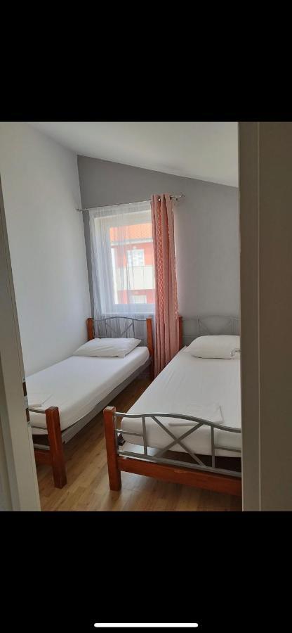Guesthouse Villa Jurisic Novalja Kültér fotó