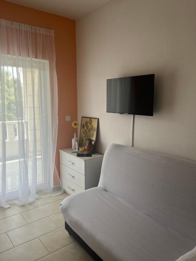 Guesthouse Villa Jurisic Novalja Kültér fotó