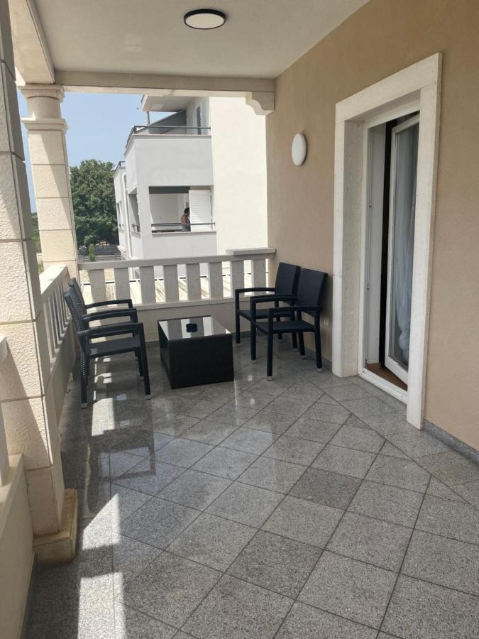 Guesthouse Villa Jurisic Novalja Kültér fotó