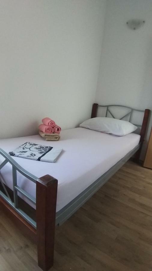Guesthouse Villa Jurisic Novalja Kültér fotó